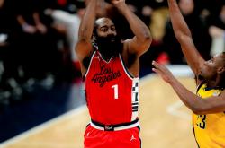 开云APP-快船战胜步行者，结束连败纪录