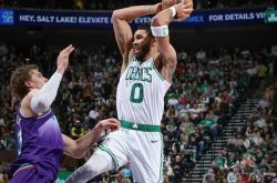 开云APP-骑士擒鹈鹕，塔图姆全场25+6