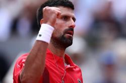 开云体育-美国网球队爆冷意大利网球队，纳达尔完成帽子戏法的简单介绍