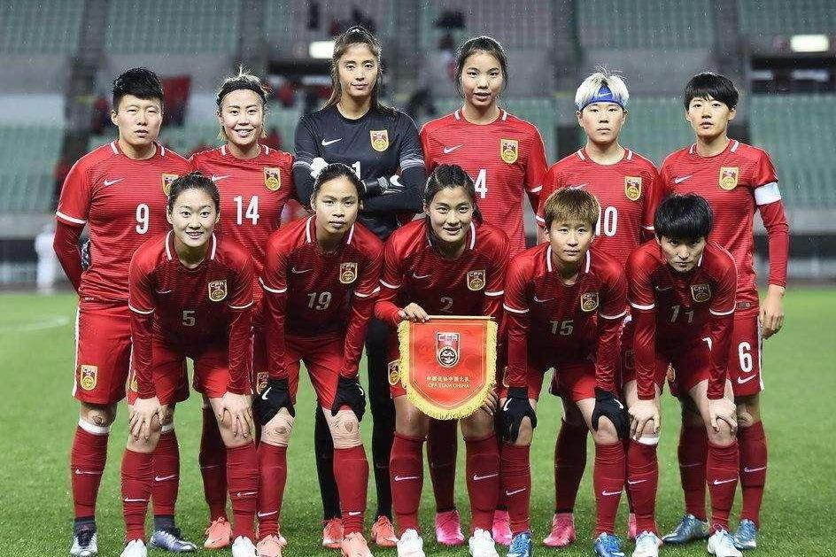 包含克罗地亚女足推崇团队合作精神的词条