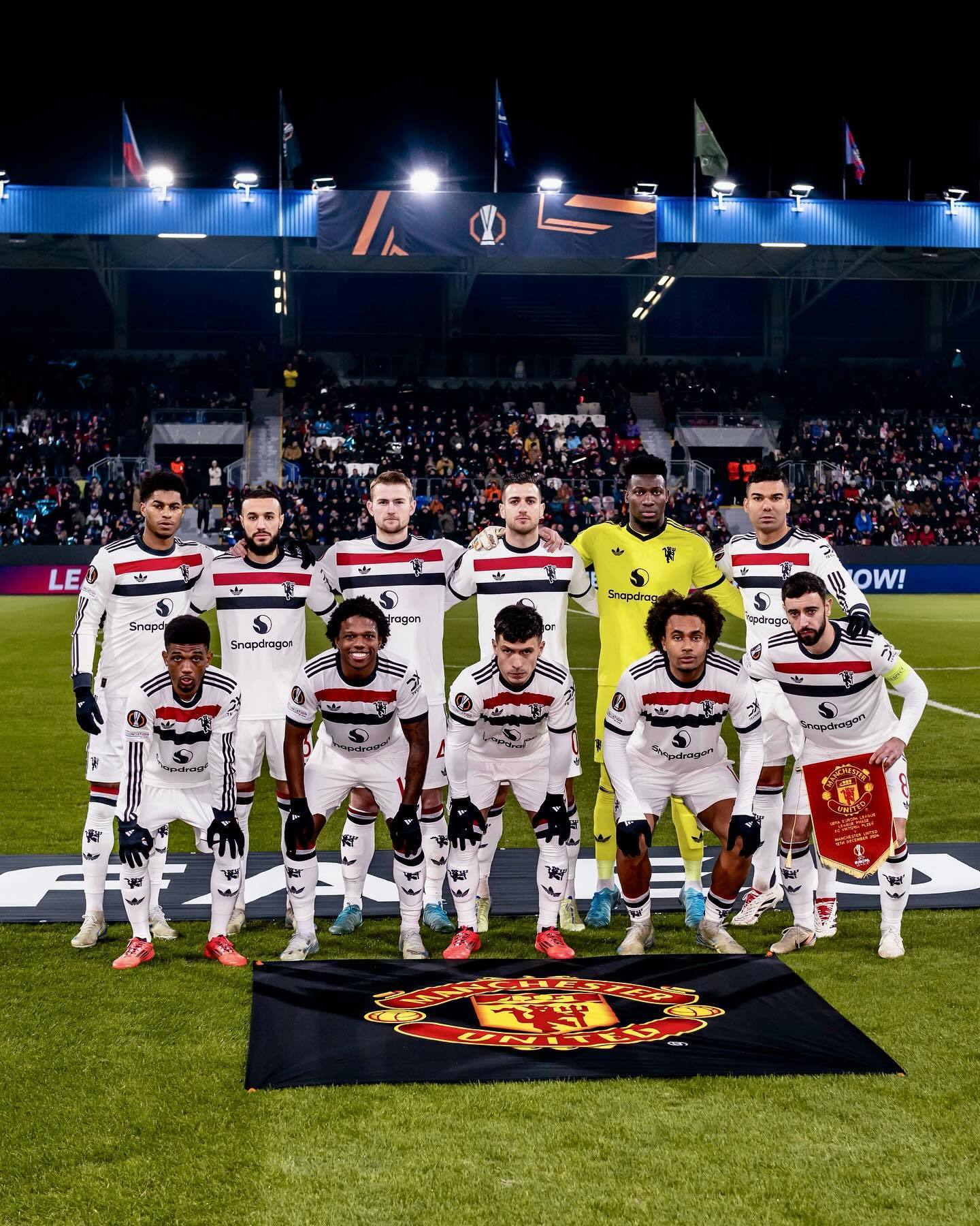 曼联客场战胜摩纳哥,提前晋级 曼联客场战胜摩纳哥,提前晋级