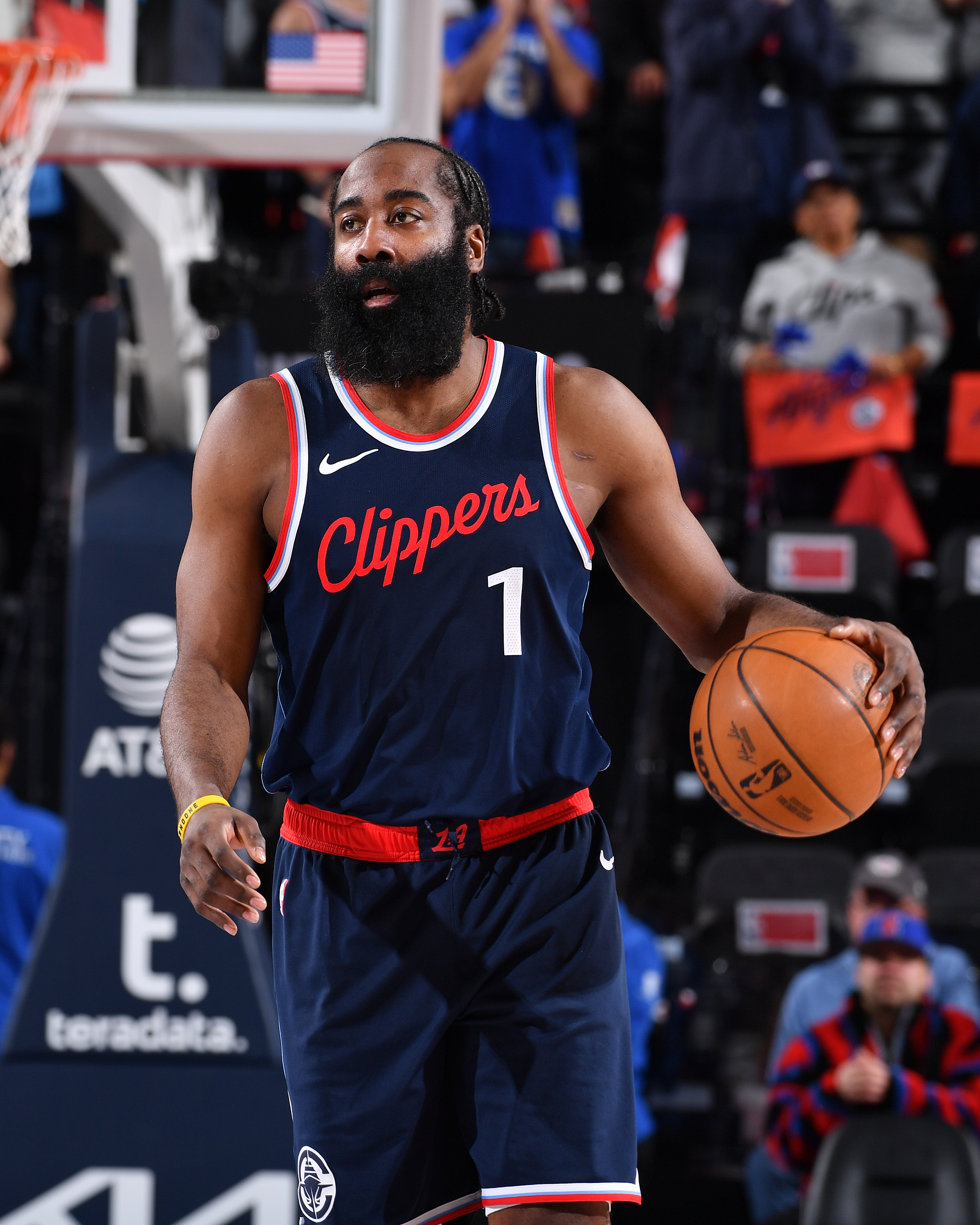 快船主场大胜灰熊,士气大振的简单介绍 快船主场大胜灰熊,士气大振的简单介绍