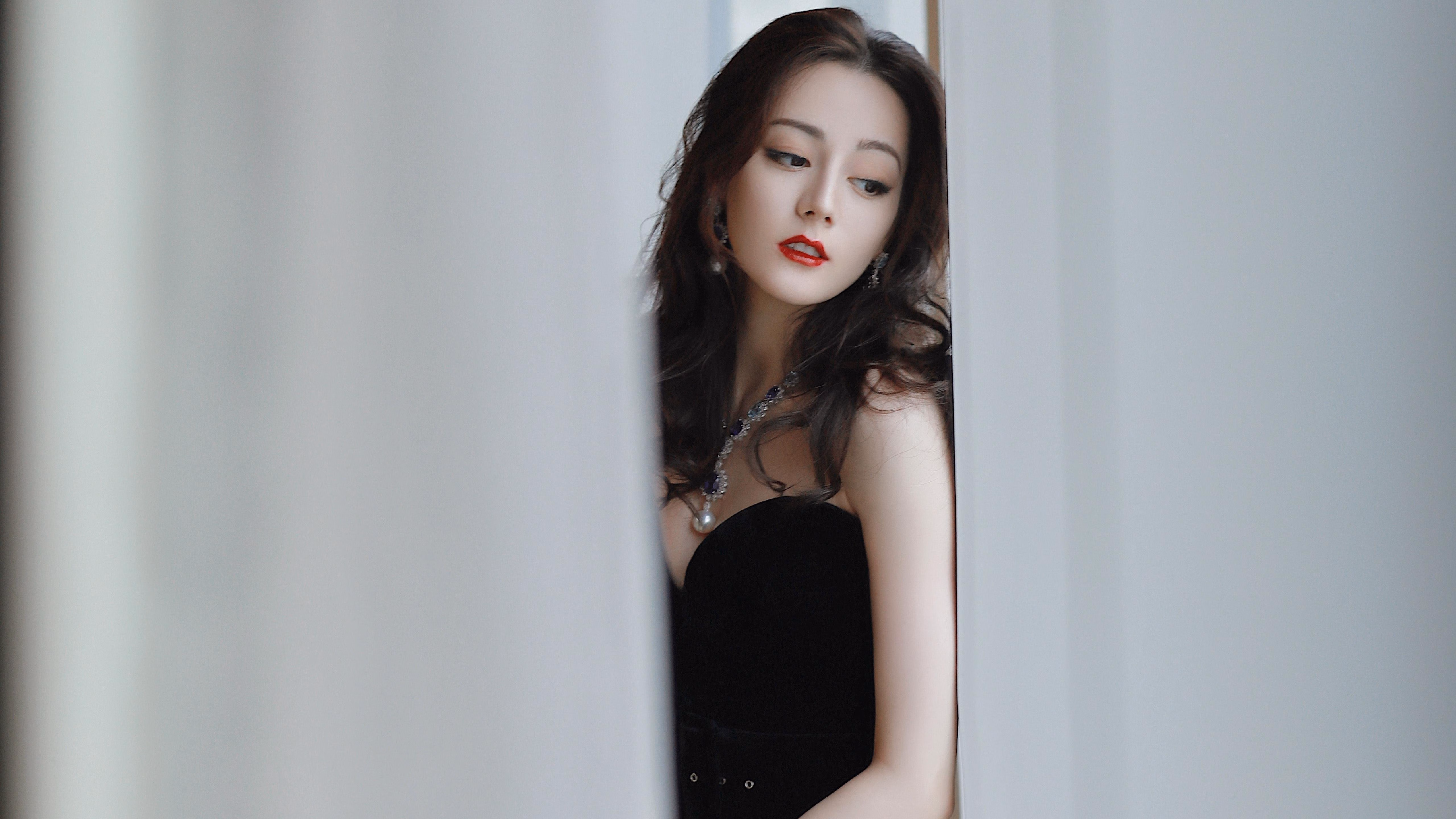 无声的雷霆，戈贝尔用尼克斯的绝望，奏响防守艺术的轰鸣